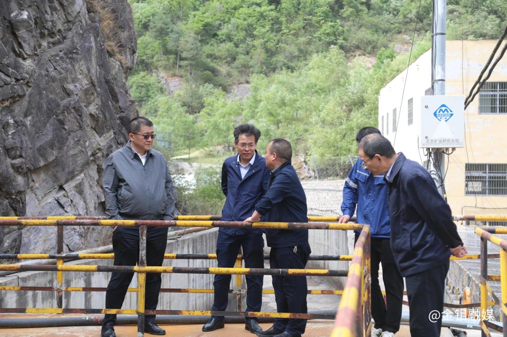 20250523-李忠民深入ty8天游平台登录股份矿山分公司调研 (11).JPG