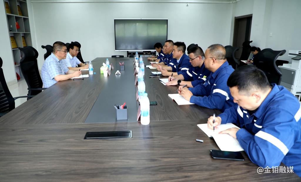 20250810-李忠民调研ty8天游平台登录股份金属材料事业部以“纪检护航+创新突围”助推高质量发展3 20250810-李忠民调研ty8天游平台登录股份金属材料事业部以“纪检护航+创新突围”助推高质量发展3.JPG